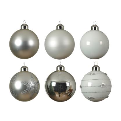 Boule de Noël en verre assortie 8 cm