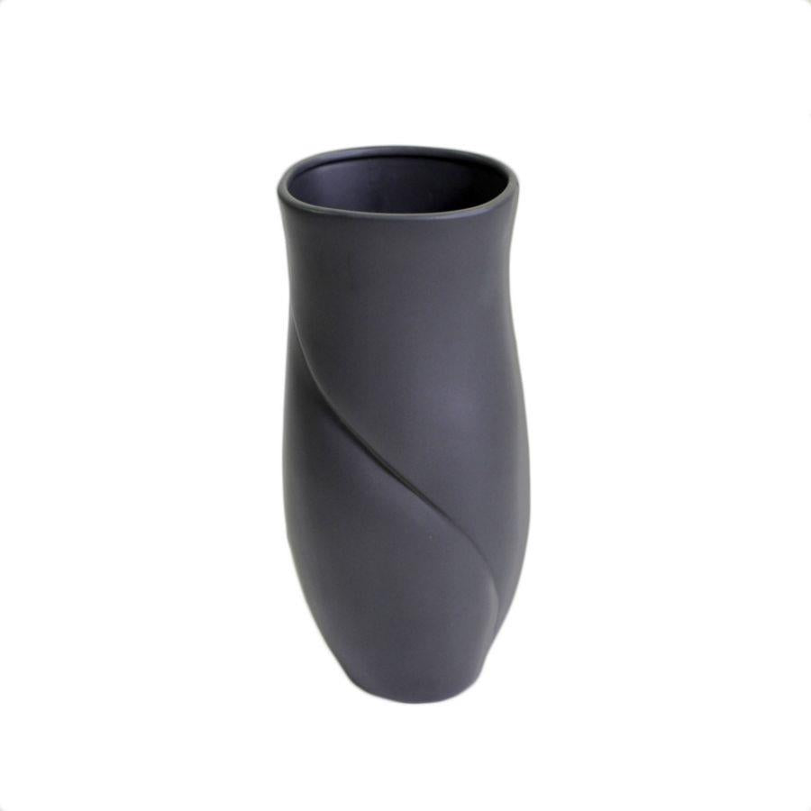 Vase en céramique pétale noir mat 17x16h36,5 cm