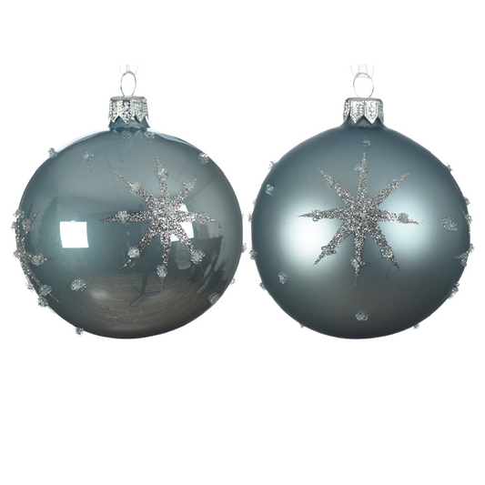 Boule de Noël assortie bleu clair avec étoile en relief Ø 8 cm