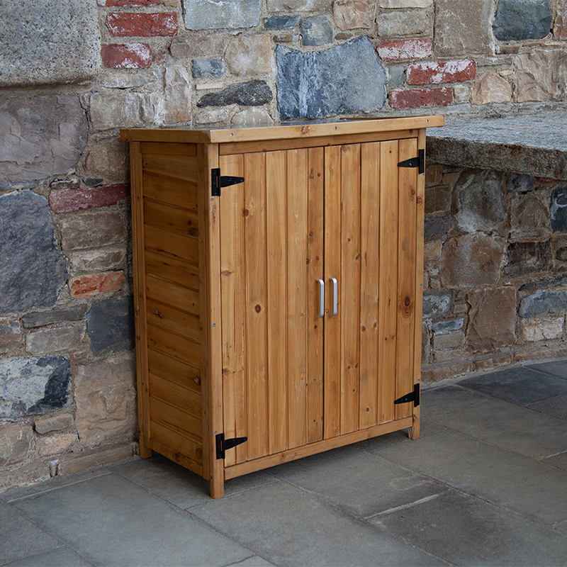 Armoire d'extérieur en bois imprégné